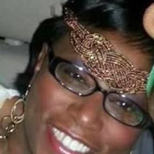 Meet your Posher, Carla